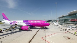 Wizz Air ogłosił nowe połączenie z Wrocławia LIFESTYLE, Podróże - Polecimy do Kijowa. Zgodnie z zapowiedzą przewoźnika nowe połączenie rusza 1 listopada. Samoloty na tej trasie będą obsługiwane dwa razy w tygodniu. Bilety już w sprzedaży.