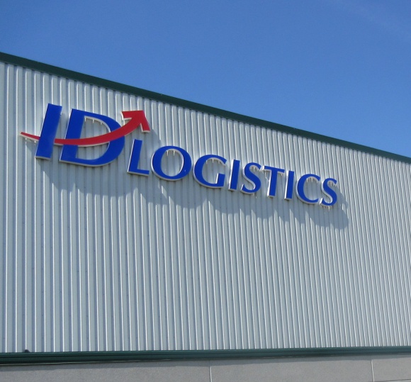 ID Logistics rozpoczyna obsługę sklepu internetowego E. Leclerc we Francji BIZNES, Handel - ID Logistics, wiodący dostawca usług logistycznych specjalizujący się w logistyce kontraktowej, uruchomił we Francji nowy magazyn e-commerce dla sieci E.Leclerc.