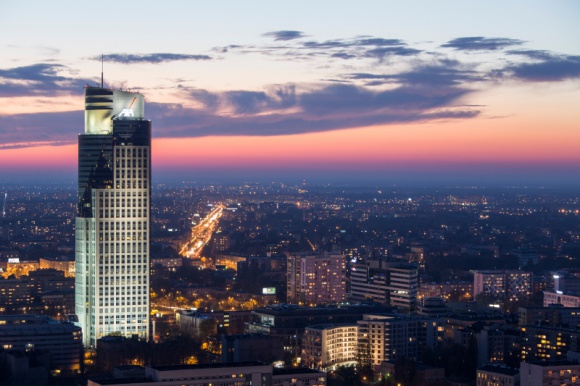 35 pięter nad ziemią – Noc Wieżowców w Warsaw Trade Tower LIFESTYLE, Podróże - Już 29 września br. Noc Wieżowców wraca do stolicy. Właściciel Warsaw Trade Tower – Akron Investment Central Eastern Europe II oraz jego asset manager – firma Heitman otwierają dla uczestników imprezy 35 piętro wieżowca.