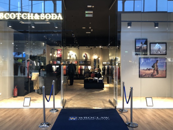 Scotch&Soda już w Polsce: czeka we Wrocław Fashion Outlet