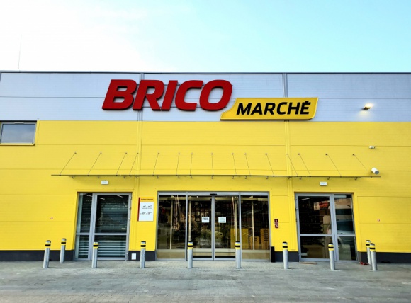 BRICOMARCHÉ Z NOWYM SUPERMARKETEM W KRZESZOWICACH BIZNES, Handel - Sieć Bricomarché otwiera 158. sklep w Polsce. Supermarket w Krzeszowicach będzie pierwszym w mieście i jednocześnie ósmym marketem sieci w województwie małopolskim.